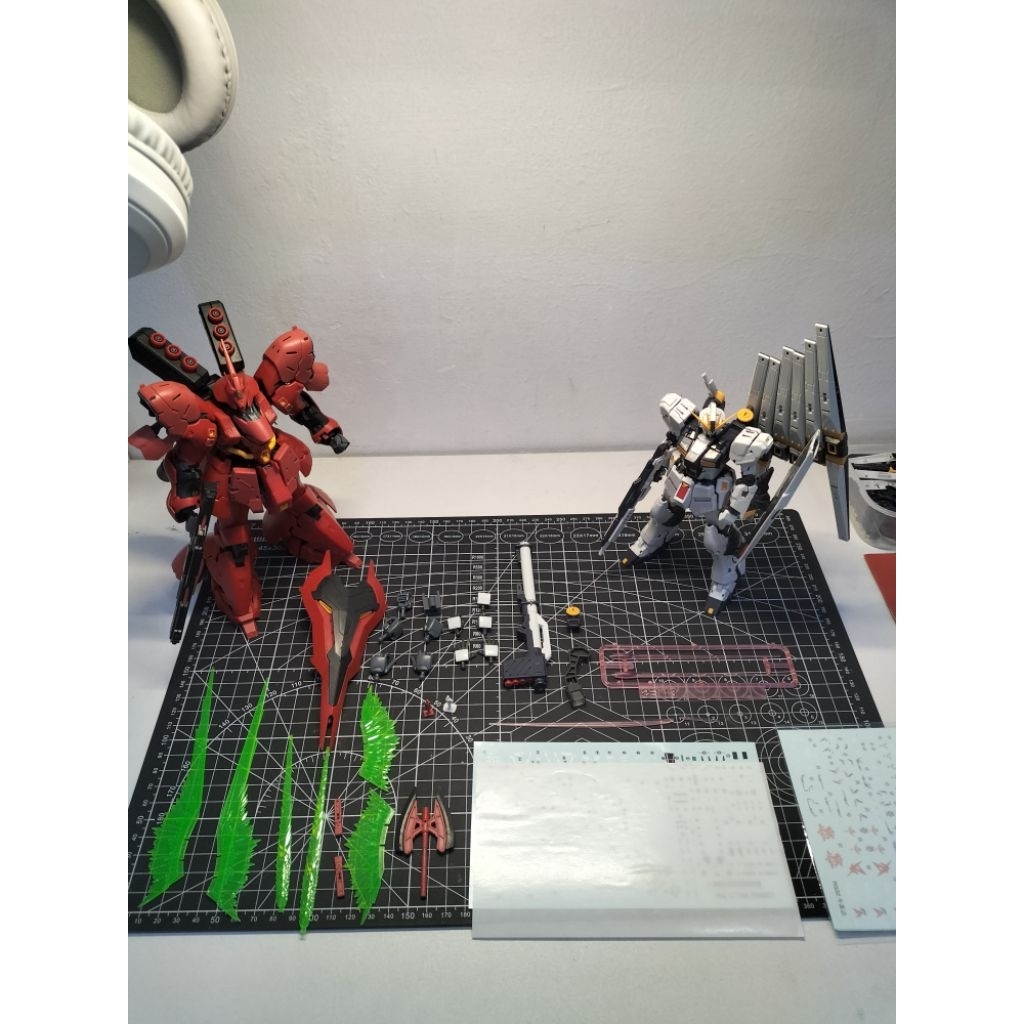 RG 1/144 Nu Gundam GaoGao and SH model RG Sazabi 2nd Set
