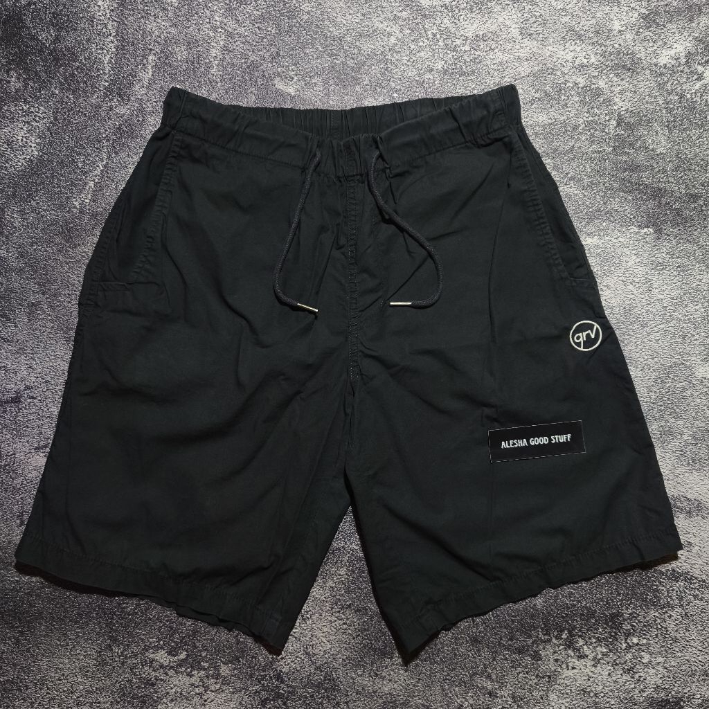 CELANA PENDEK GROOVE RHYME