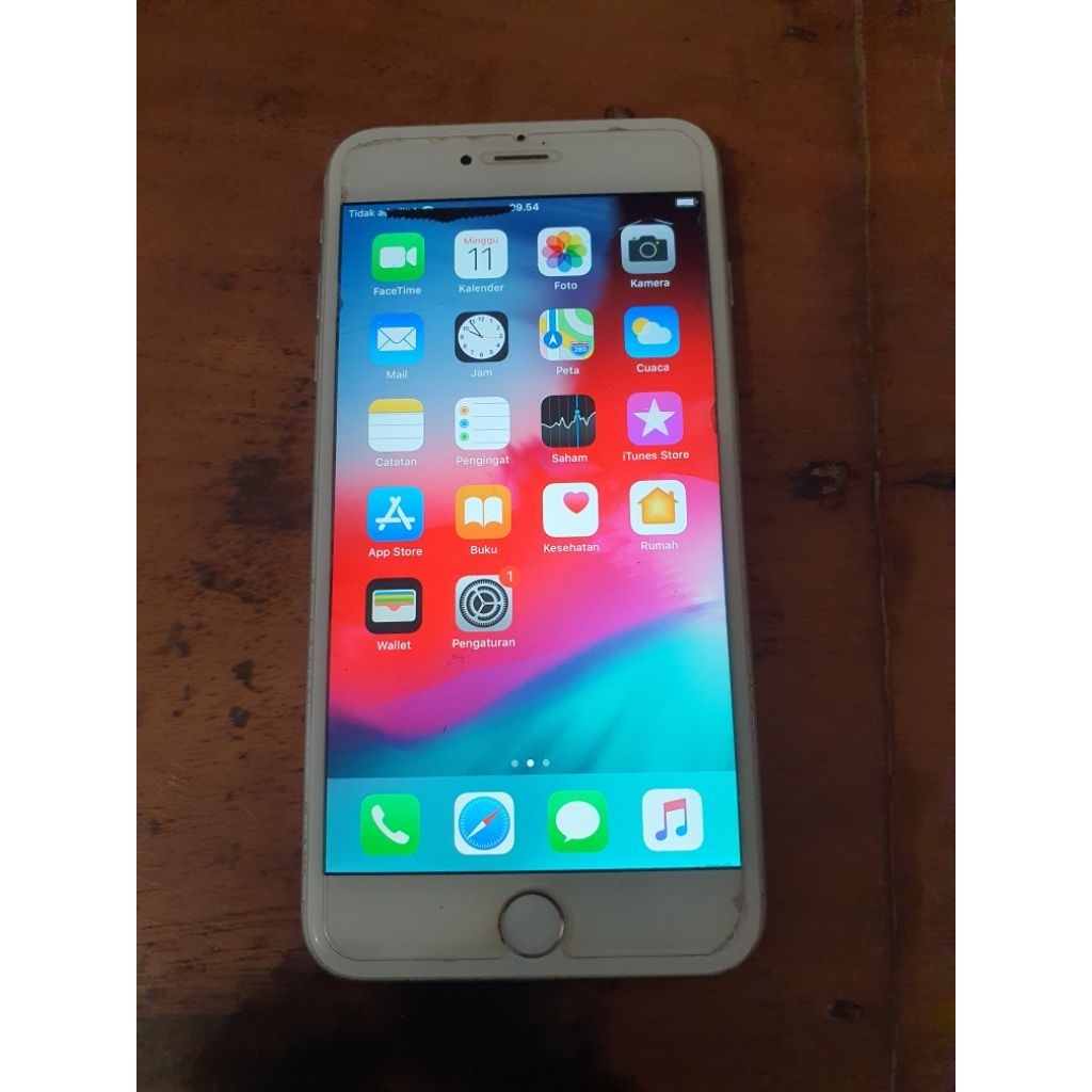 iphone 6 plus 16GB, sinyal aman Normal semua ada minus