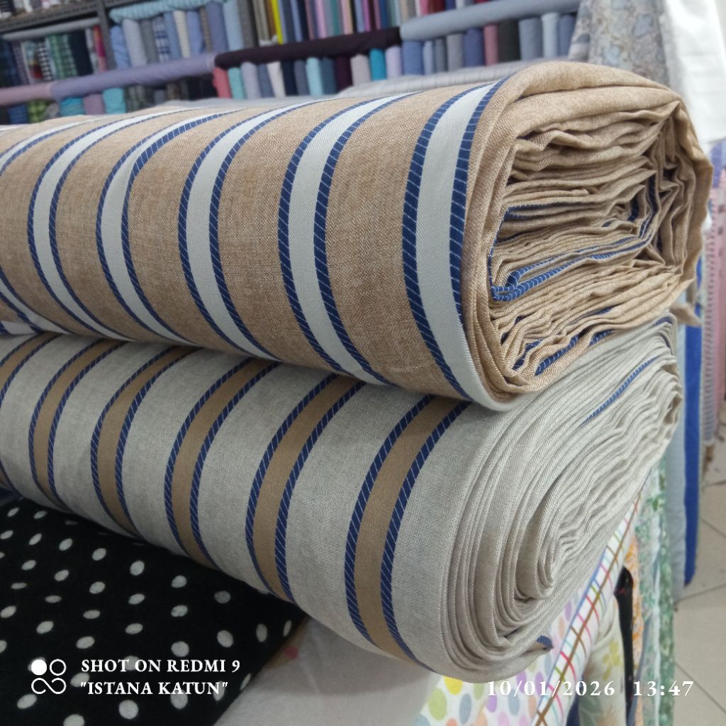 KAIN COTTON TWILL RAYON UNIQLO PREMIUM