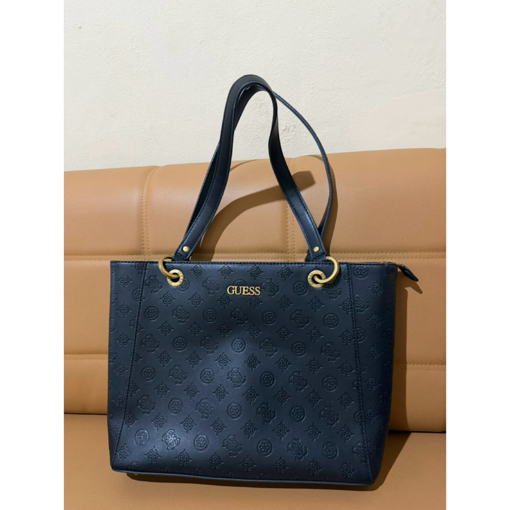 #107 PRELOVED - Totebag/Shoulderbag Black Guess Ori - Geva Noel Tote