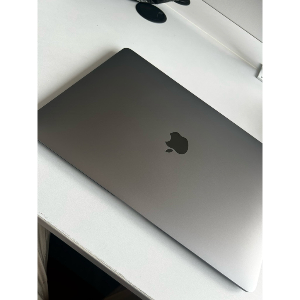 Macbook air M1 8/256 gb ex ibox