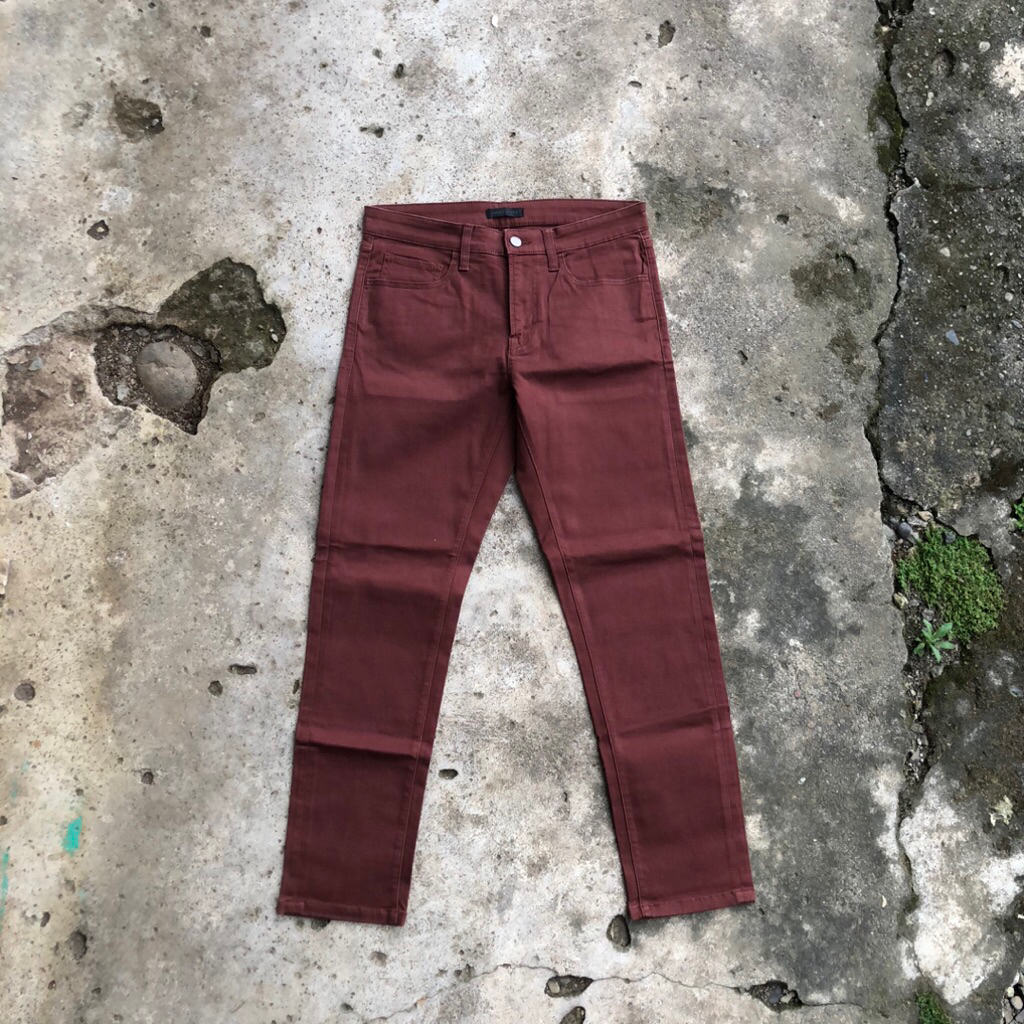 Ezy jeans denim pants uniqlo skinny tapered ( second/bekas )