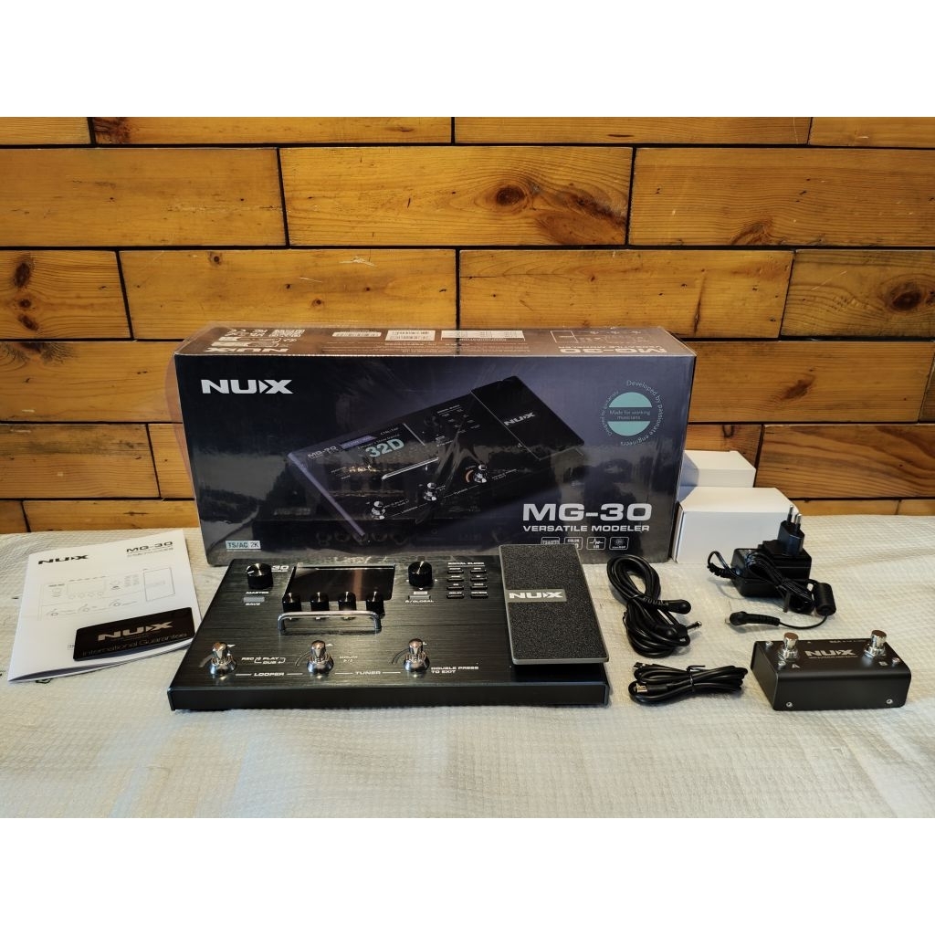 NUX MG30 2nd  Efek Gitar mulus