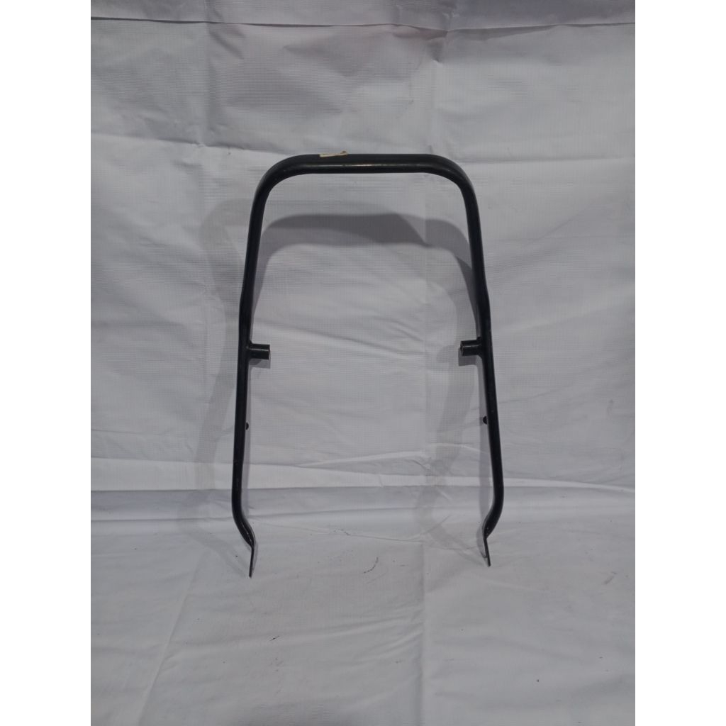 behel begel pegangan belakang rc 100 bravo