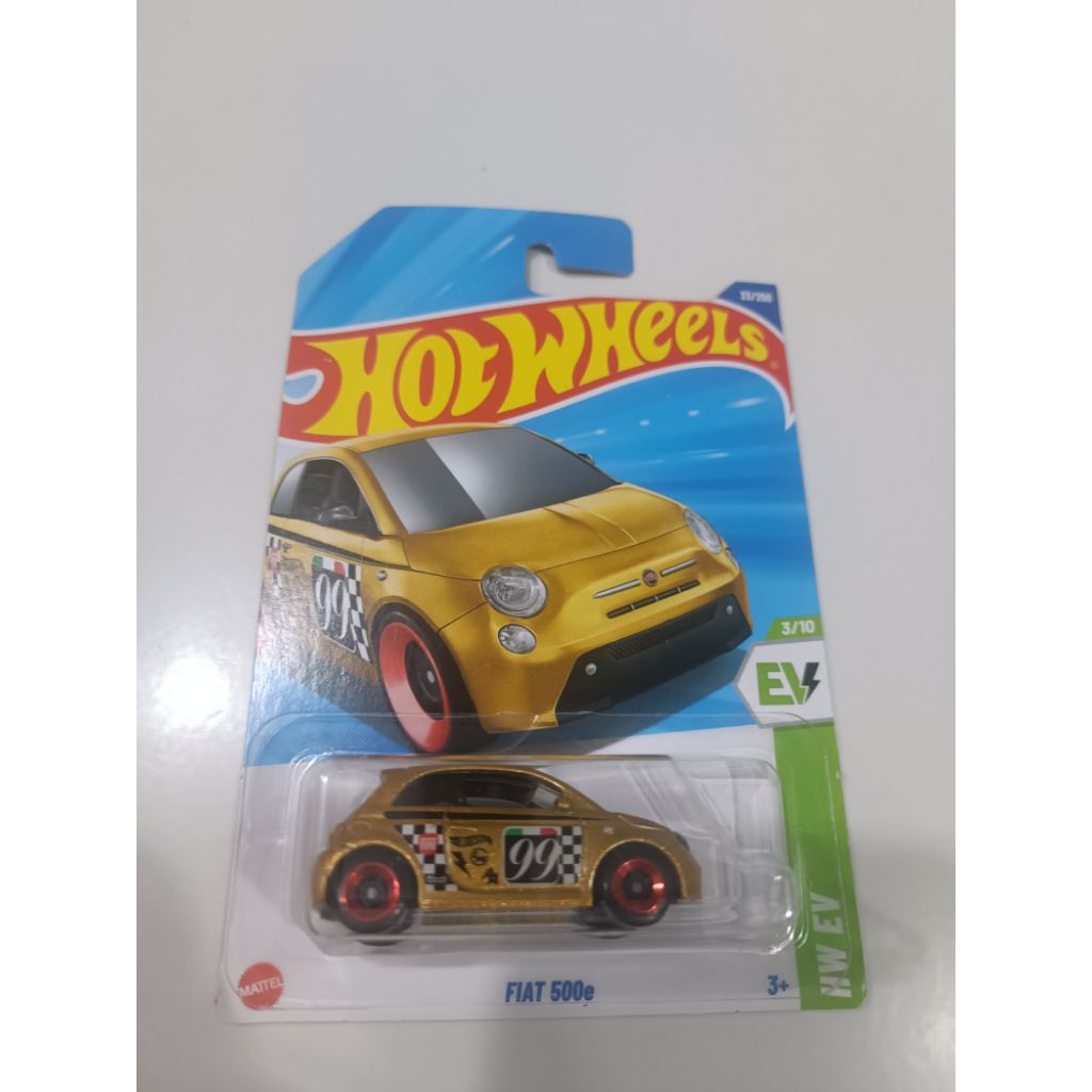 Hot Wheels Fiat 500e gold
