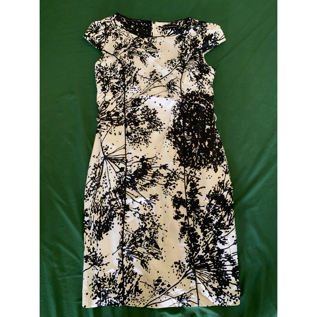 Preloved Dress Wanita The Executive