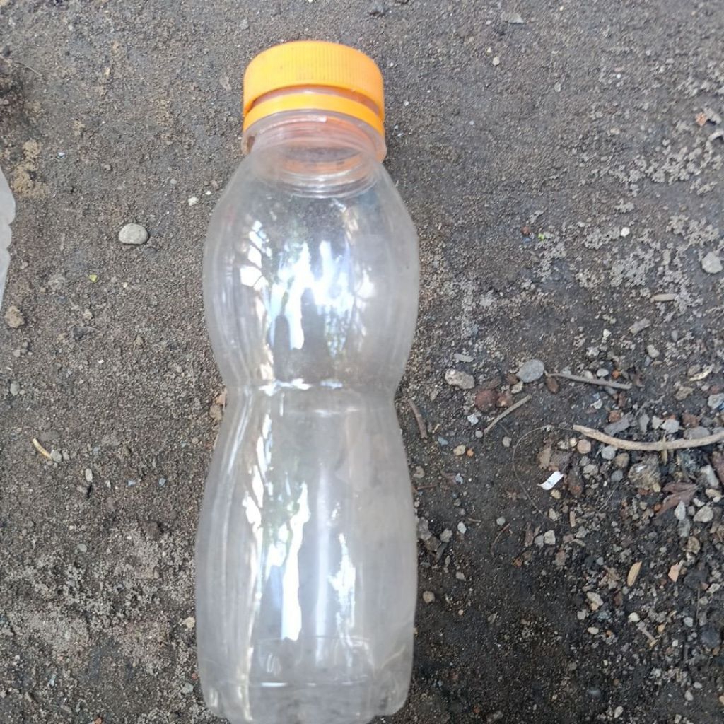 botol plastik bekas kecil random