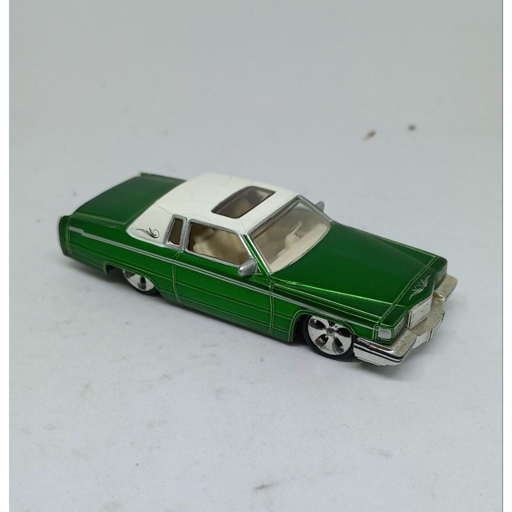 jada toys 1985 85 cadillac brougham green dubcity loose diecast 1:64 (t)