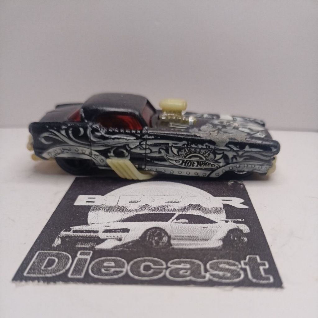 hotwheels fanny cars untuk track balap preloved