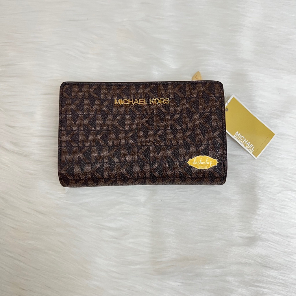 MK Jet Set Medium Bifold Coin Wallet Sign Brown