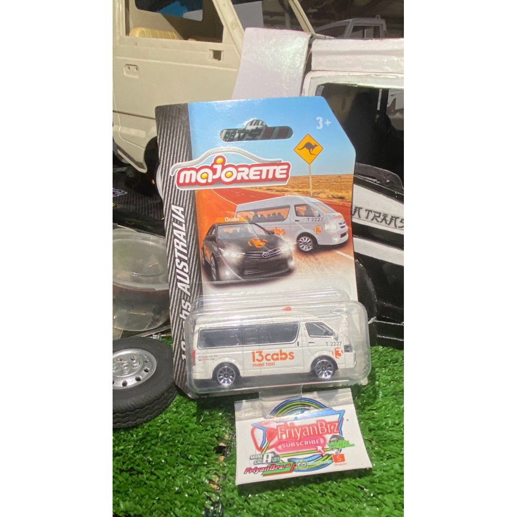 Diecast Majorette Toyota Hiace travel tayo minibus