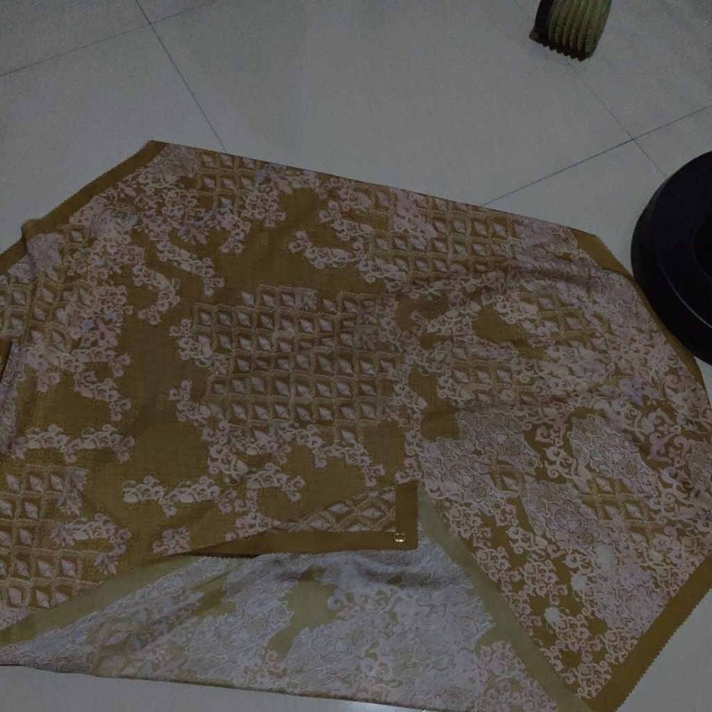 preloved buttonscarves GRANADA CARAMEL