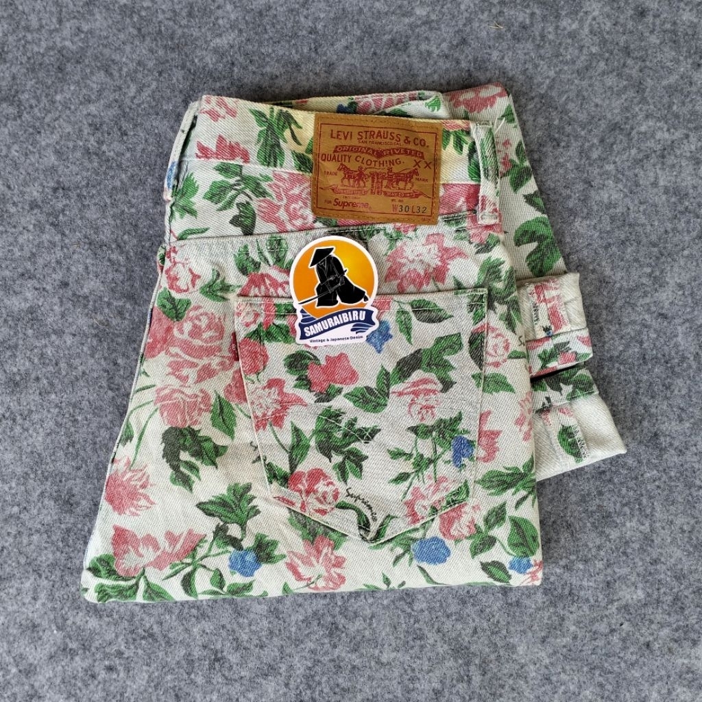 Levis x supreme floral / Levis vintage clothing / Levis vintage / Levis big e / Levis supreme / Supr