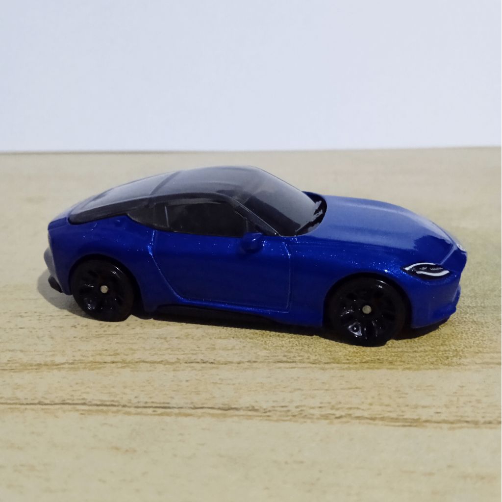 Hot Wheels Reguler Nissan Z