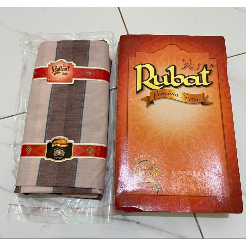 Sarung Yaqut, Rubat, Nafiri by BEHAESTEX