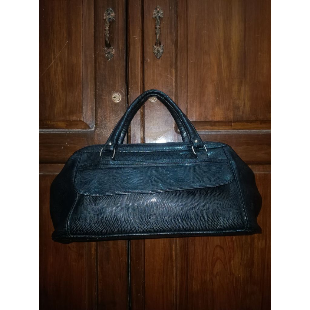 tas preloved hitam behel