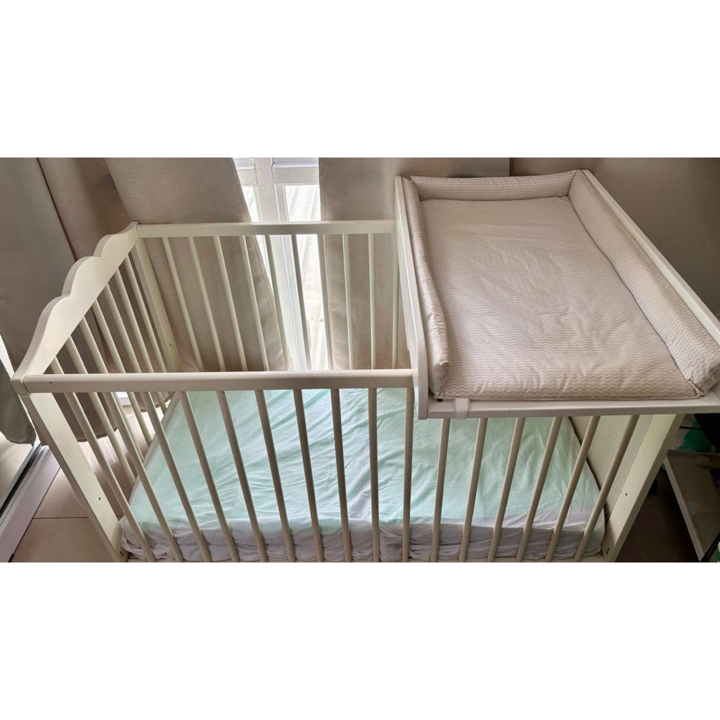IKEA Baby Bed Box Crib Bayi (Preloved)
