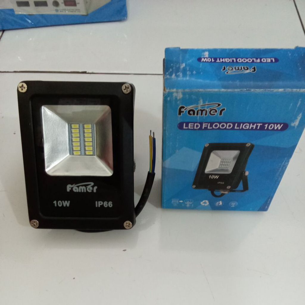 Famet Lampu Sorot Led 10 Watt / Led Floodlight 10W IP66