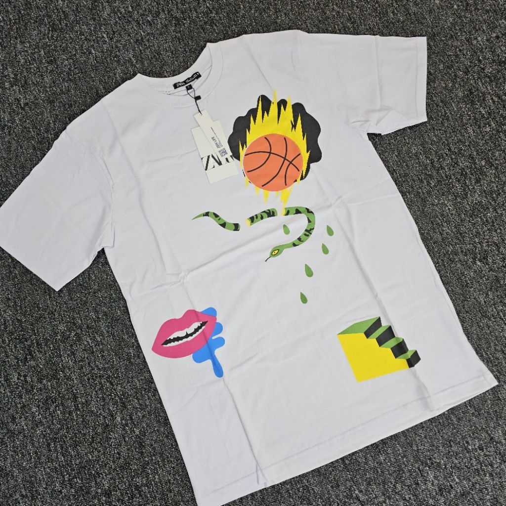 Kaus Zara printed original / zara T shirt estampado original