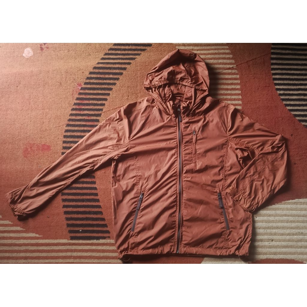 jaket running outdoor second seperti uniqlo