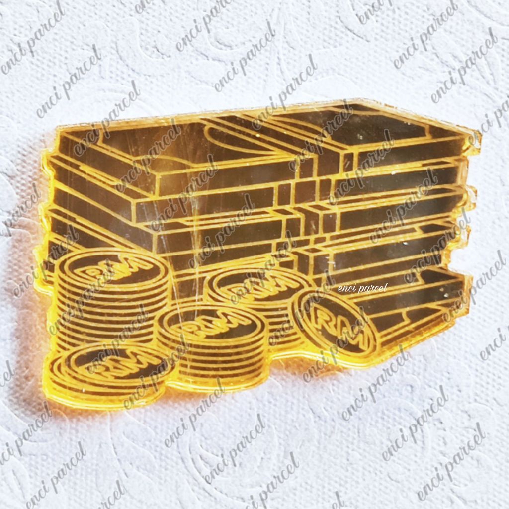 gambar replika uang koin RM ringgit malaysia dan kertas tumpuk bandel bendel banyak miniatur sccesso