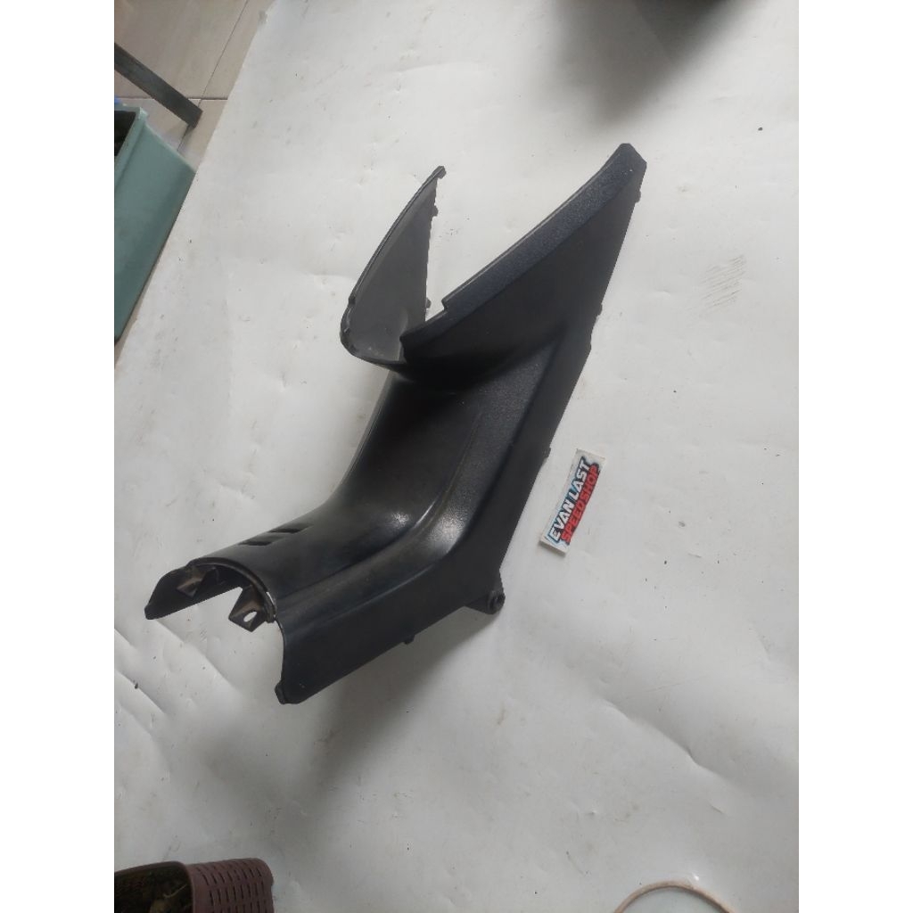 cover body halus kasar tengah sayap sonic 125