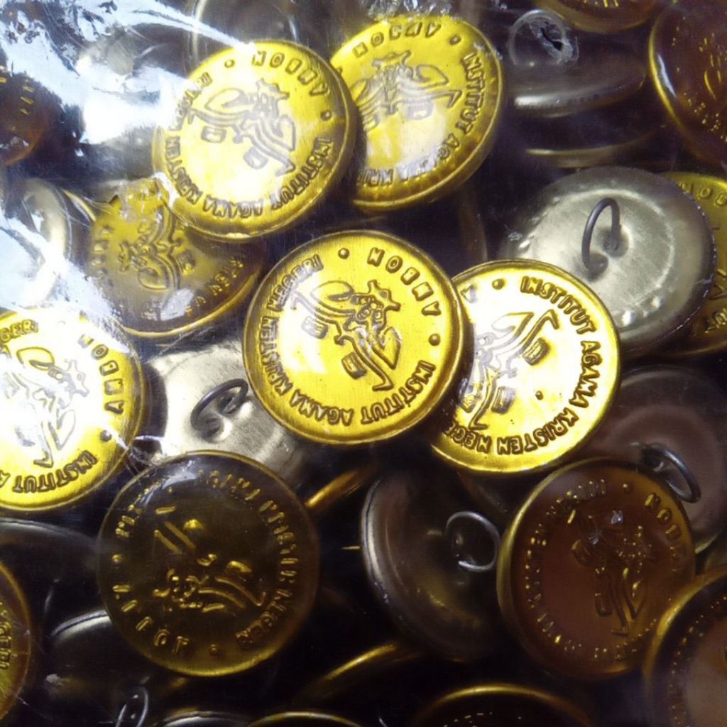 kancing jas almamater iakn Ambon, institut agama Kristen Negeri ambon