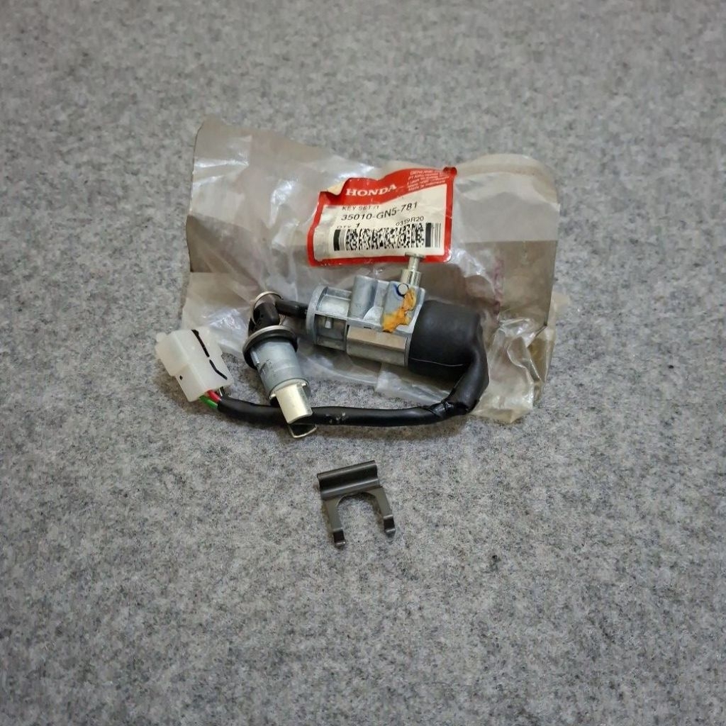 Keyset Key Set Kunci Set Honda Astrea Prima Star Asli Original 35010-GN5-781