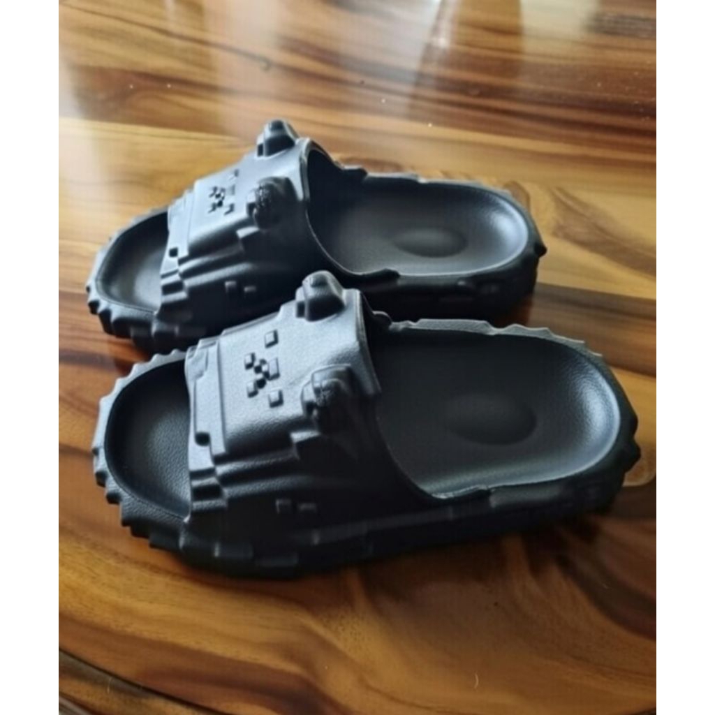 Sendal Unisex Sandal Minecraft-MC Roblok Anak Pria Wanita Empuk & Ringan