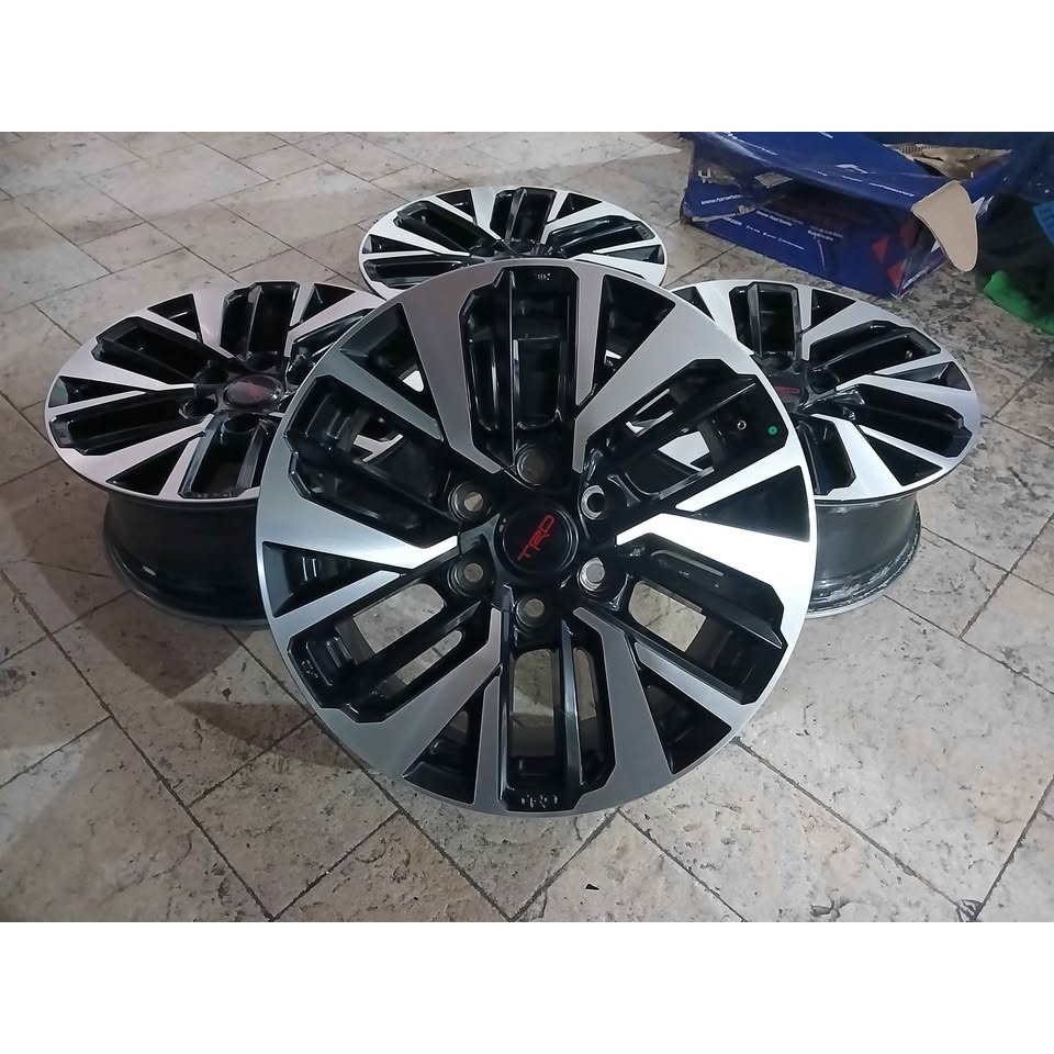 Velg Mobil Bekas Original Fortuner R18X7.5 6X139.7