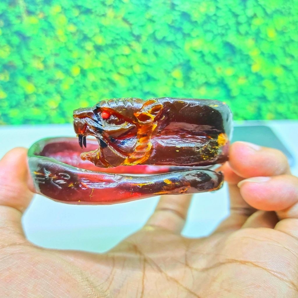 Gelang Aksesoris Akar Bahar Merah Lentur Ukir Macan Maung - Asli, Nyaman, dan Khasiat Ion Negatif