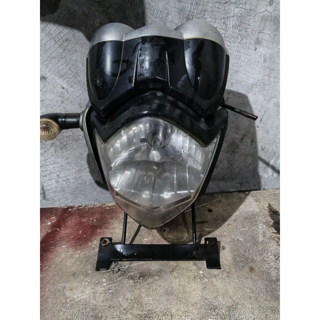 lampu depan headlamp + spidometer+breket Vixion old