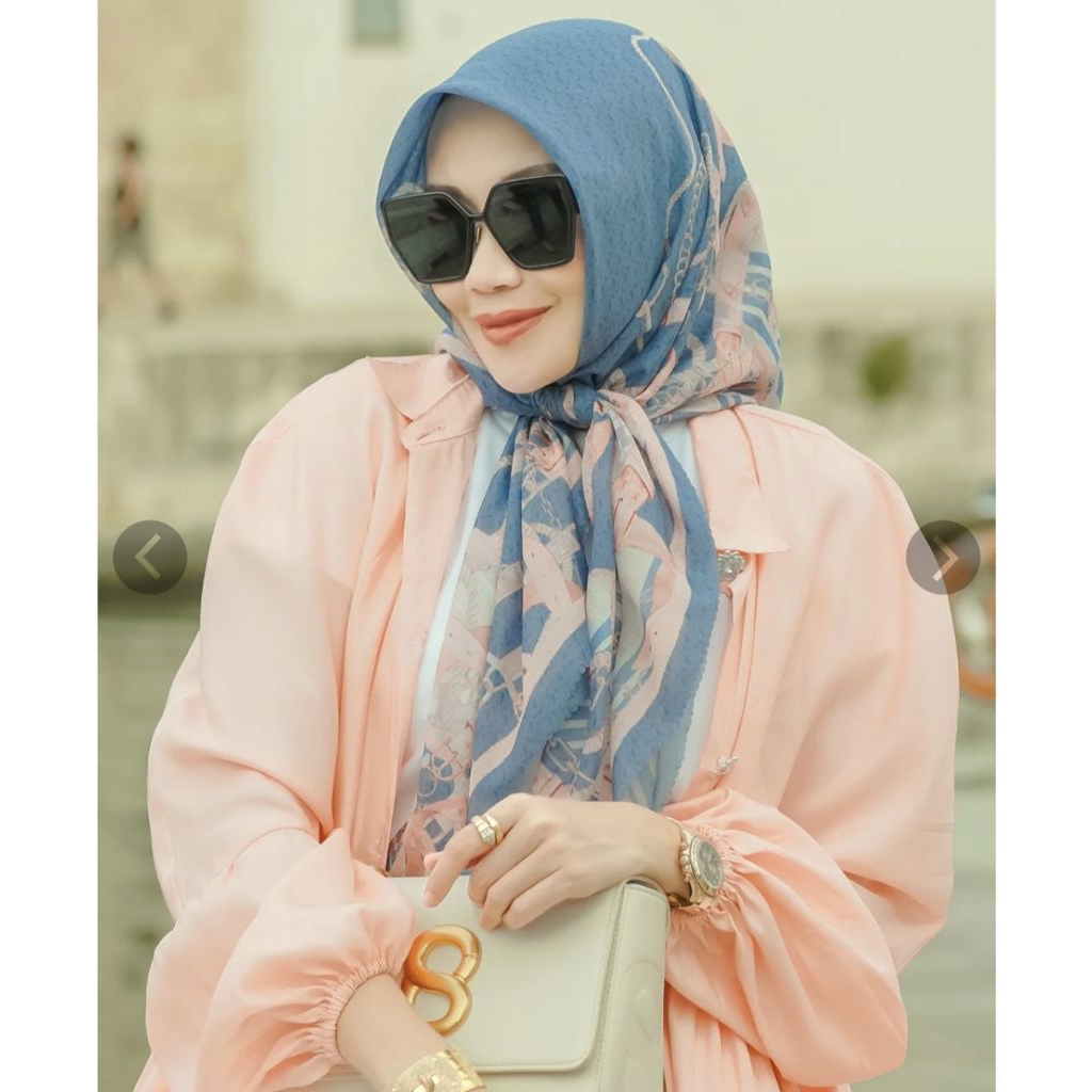CHAIN 2 LABELLA BLU BUTTONSCARVES X DSAKS
