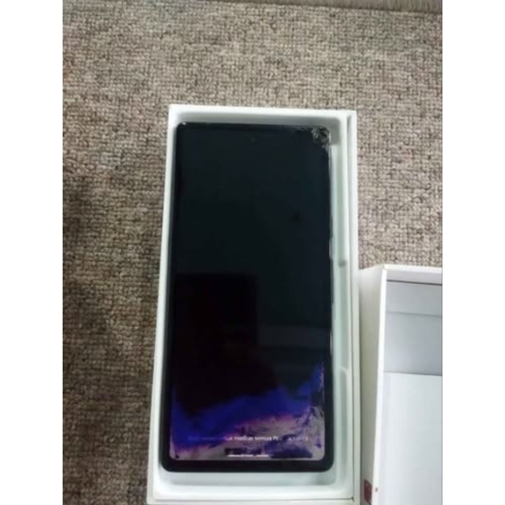 P 7a 8/128 Minus LCD