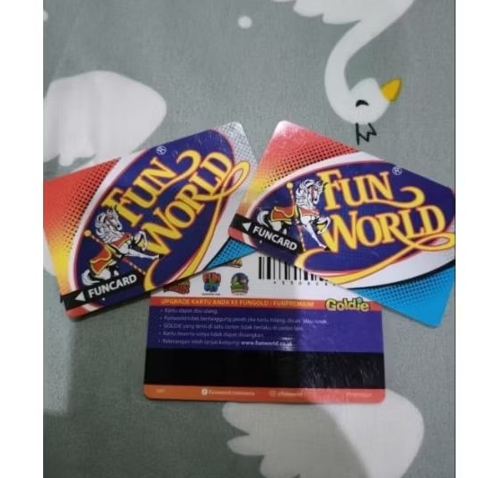 Kartu FunWorld versi gesek (take all)