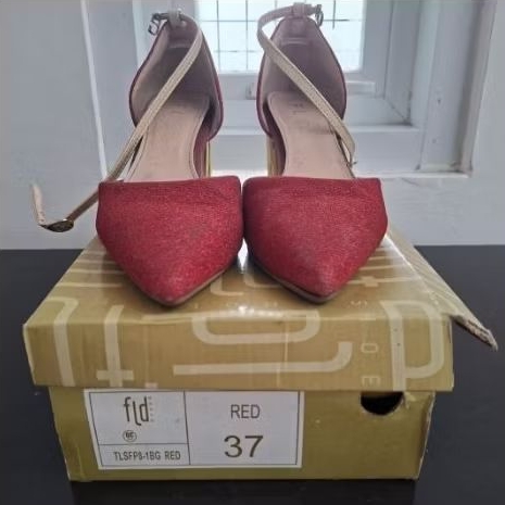 Sepatu Heels Pesta Fladeo