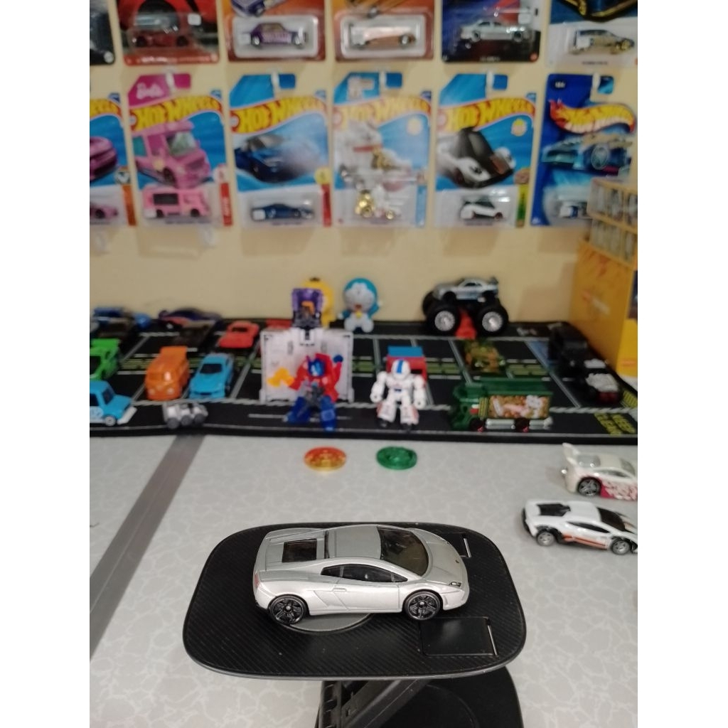 Hot Wheels Lamborghini Gallardo LP 560 Loose