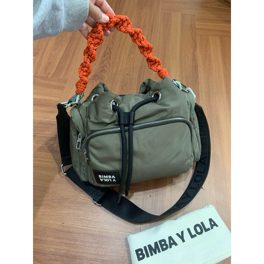 Preloved VGC BYL GREEN NYLON 2 WAY BAG