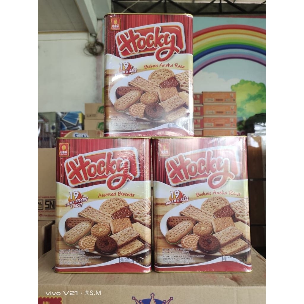 UBM HOCKY ASSORTED BISCUIT 700GR
