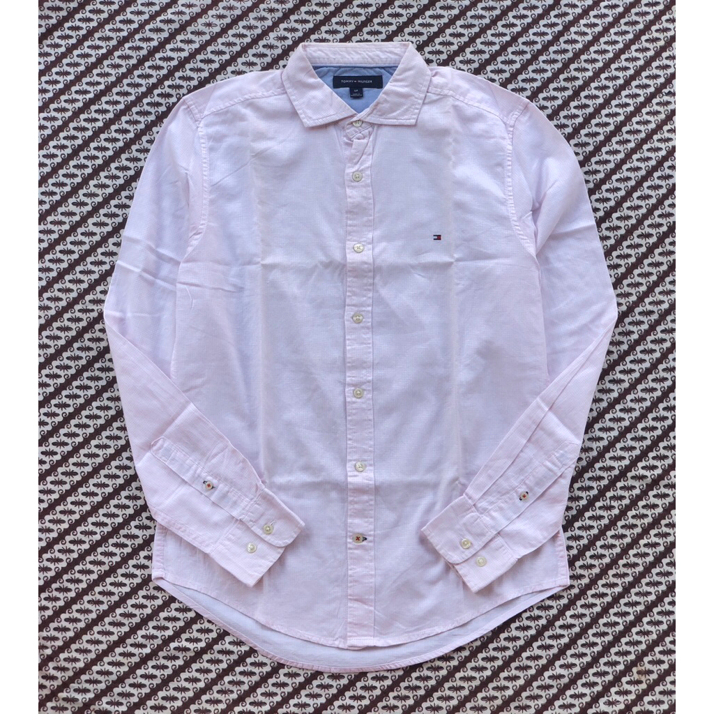 Kemeja Tommy Hilfiger