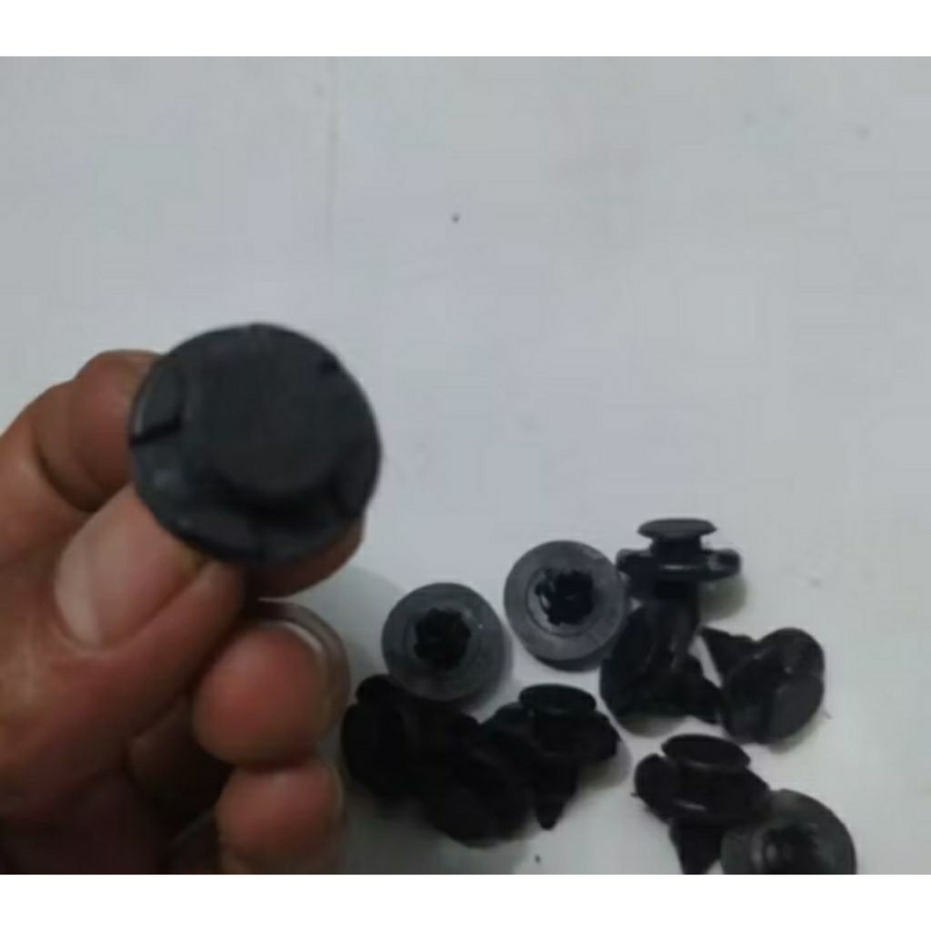 klip kancing liner bemper Avanza Xenia Innova universal original