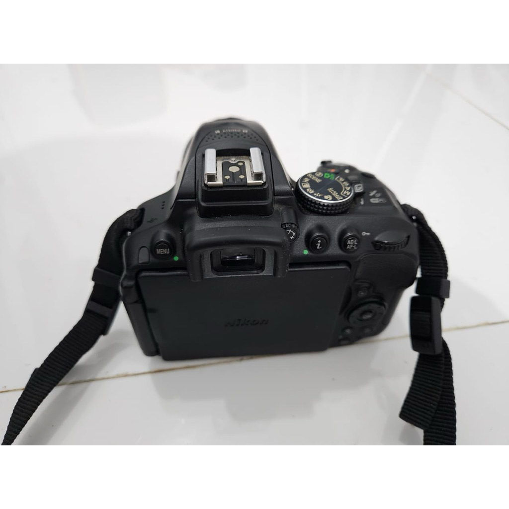 Second Nikon D5200 + Lensa Fix Yongnuo + Lensa Tele 5200