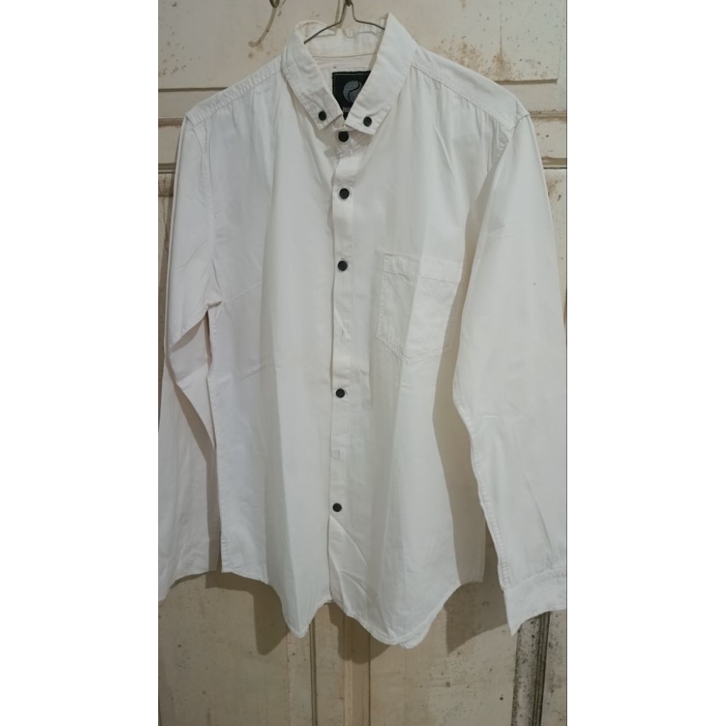 [Preloved] Kemeja Putih Formal Pria Slim Fit