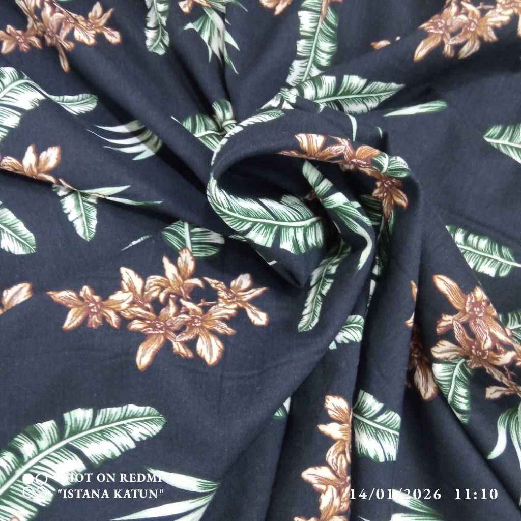 KAIN COTTON UNIQLO RAYON PREMIUM DAUN