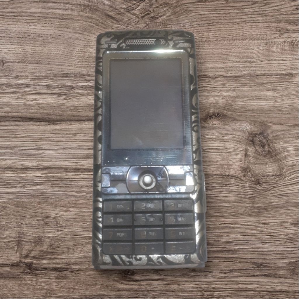 SONY ERICSSON K800i BAHAN