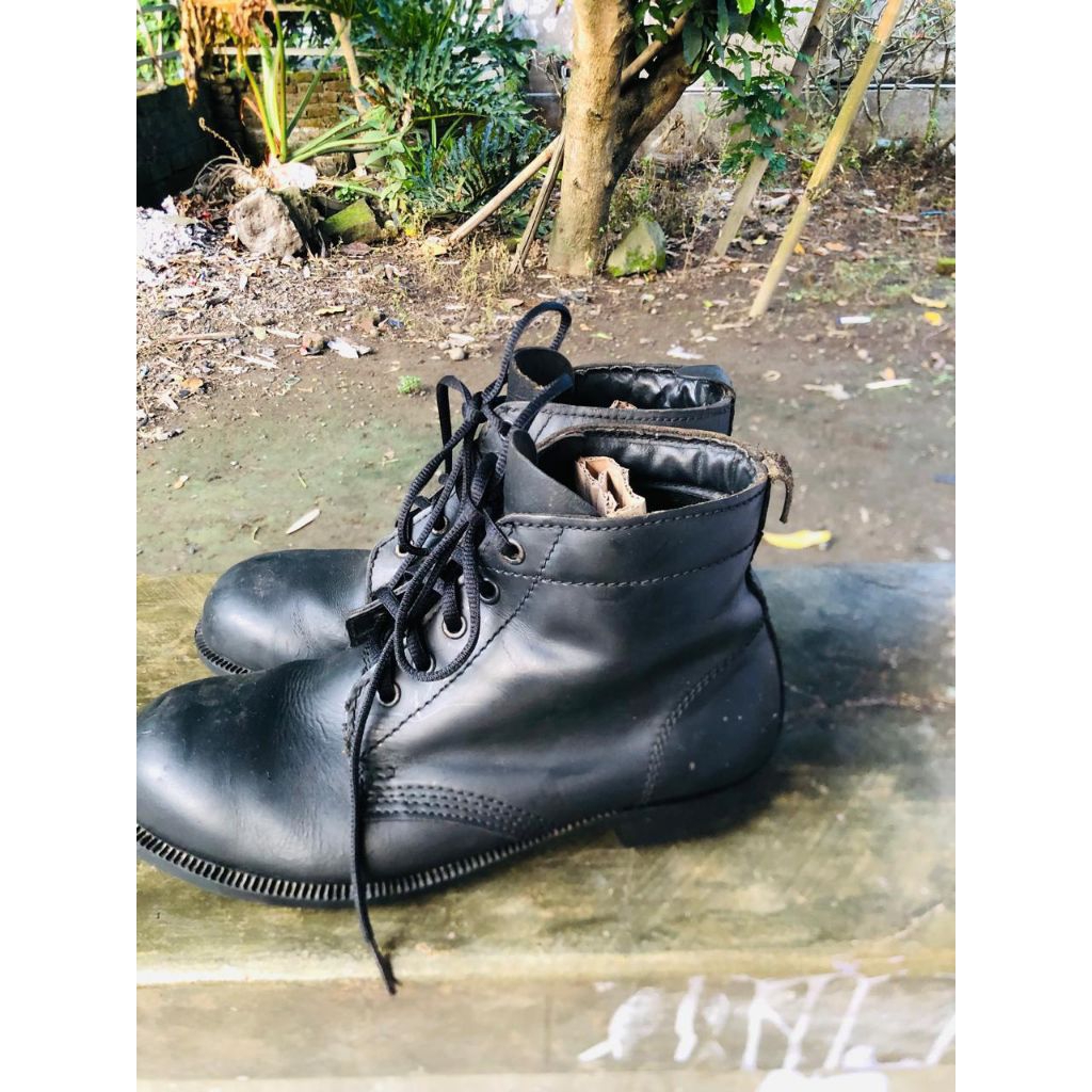 sepatu safety sol ORI merk unicorn uk 39