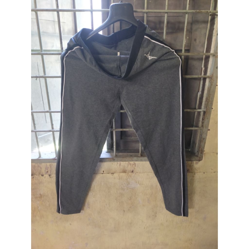 [PL] Legging Kaos Olahraga