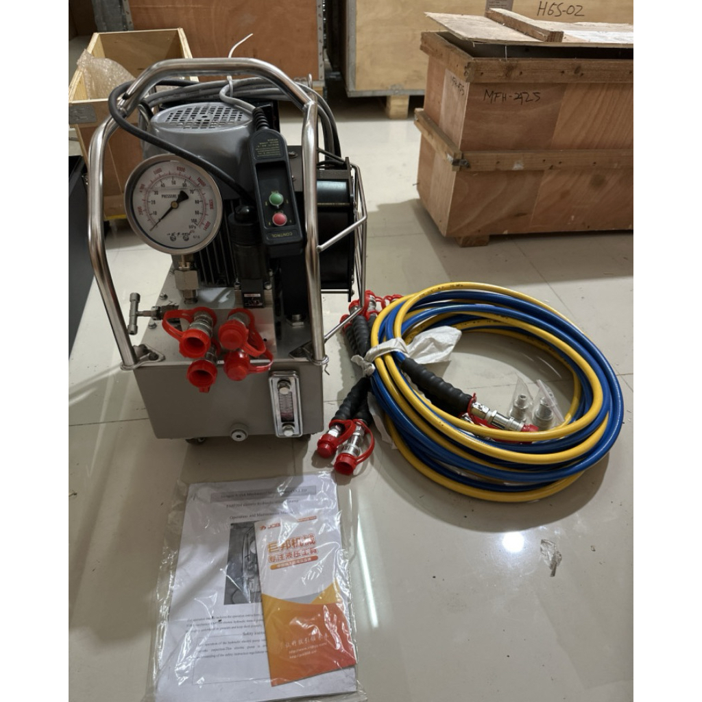 Pompa Torsi Electric Hydraulic Torque Wrench Pump 8L 4 Outlet Pompa Torsi