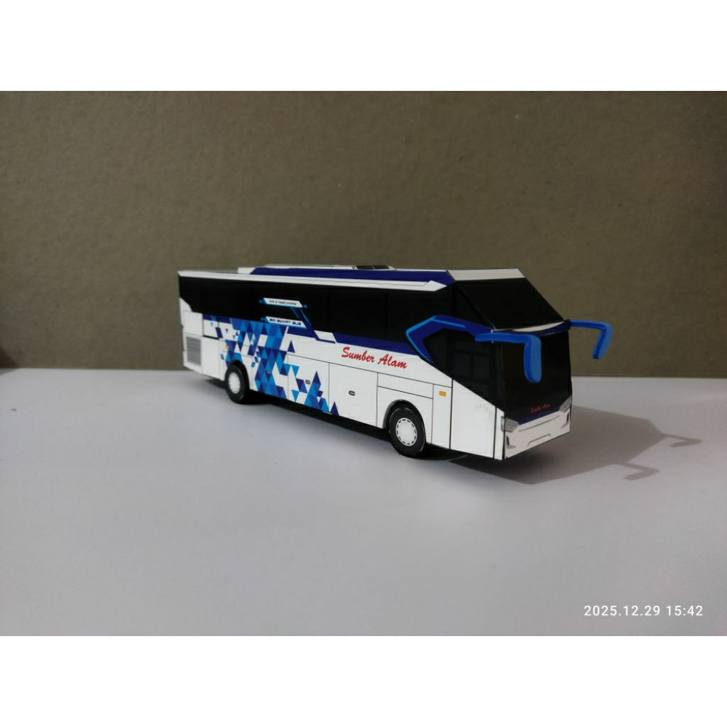 Miniatur Bus Sumber Alam SR3